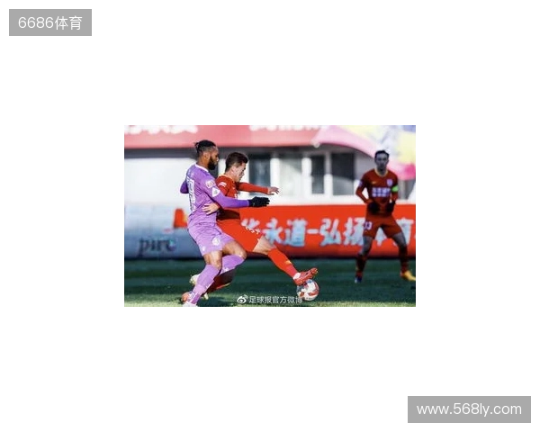 亚泰出征青岛准备赛季收官战 球迷助威歌声为子弟兵加油 亚泰出征青岛准备赛季收官战 球迷助威歌声为子弟兵加油